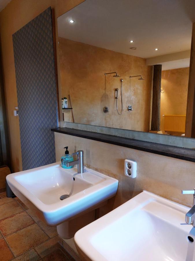 Luxe Gastenverblijf In Het Hart Van Friesland Akkrum المظهر الخارجي الصورة